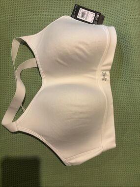 Under Armour Women's Continuum Mid Impact Sports Bra/1X
